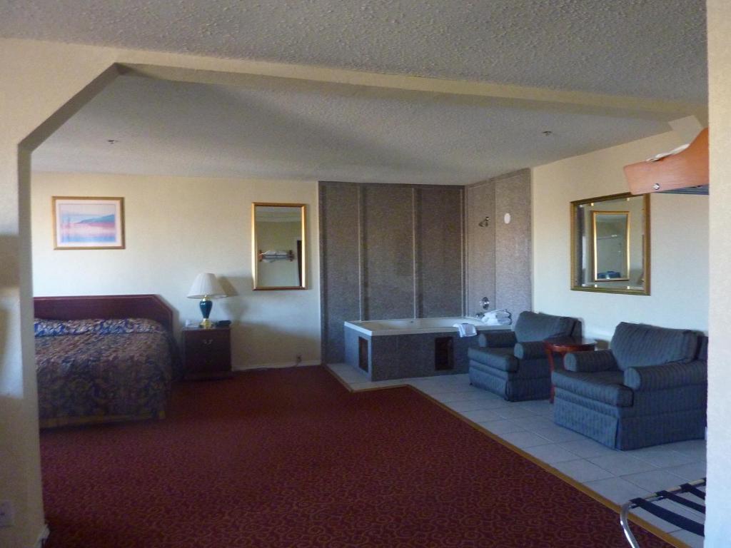 Park Hill Inn And Suites Oklahoma City Eksteriør bilde