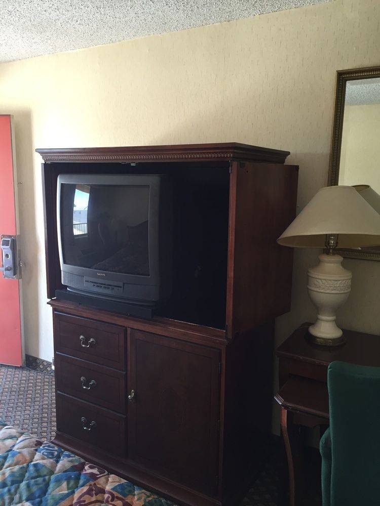 Park Hill Inn And Suites Oklahoma City Eksteriør bilde