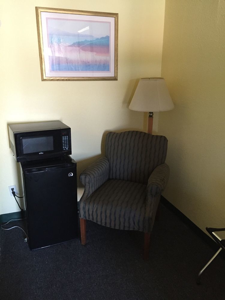 Park Hill Inn And Suites Oklahoma City Eksteriør bilde